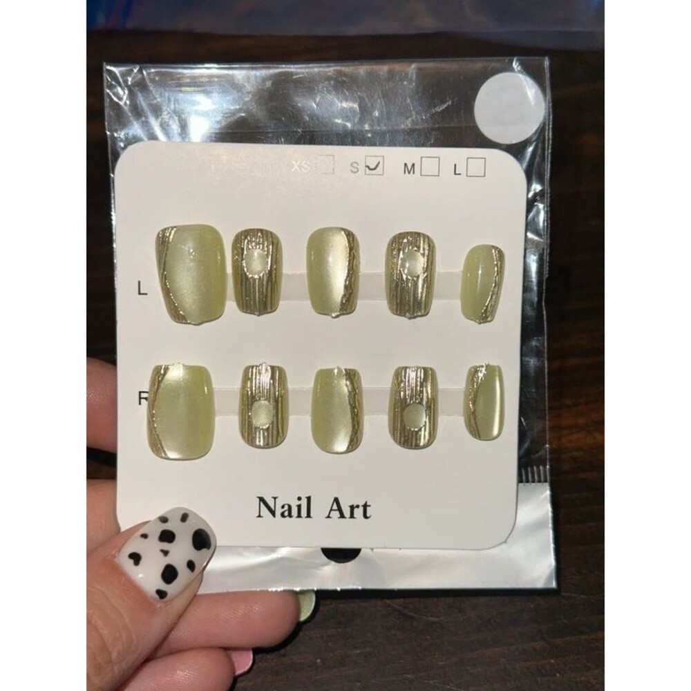 Green w/ Gold Short Square Press On Nails Size Small